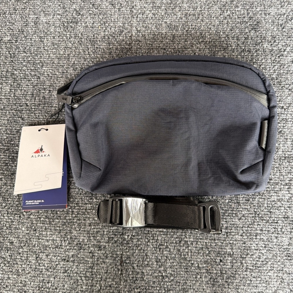 Alpaka Flight Sling Japan Edition 2L- Blue Axoflux 400D NWT Great Gift